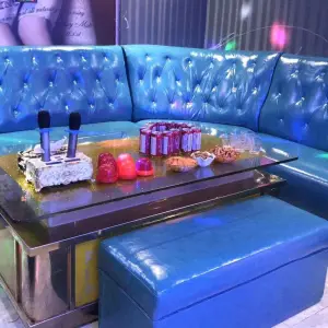 凤舞九天量贩式KTV title=