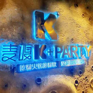 K+麦嘎恐龙锅的logo