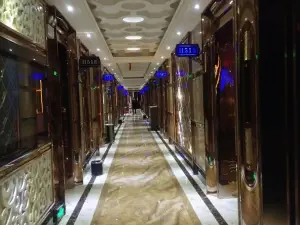 音浪K歌足浴SPA的logo