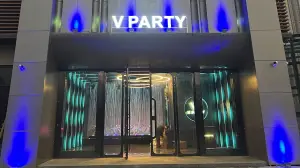 V PARTY title=