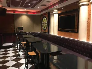东方明珠音乐主题KTV（新都汇商业广场店）
