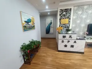 妙凡SPA会所的logo