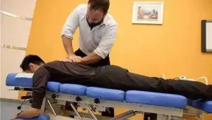 正舒脊康体正脊中心的logo