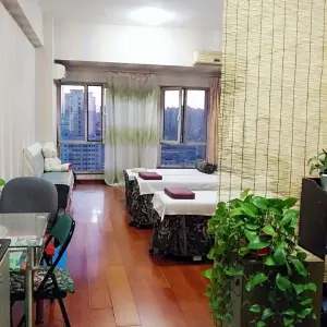 返朴推拿工作室（第一商城A座店）的logo