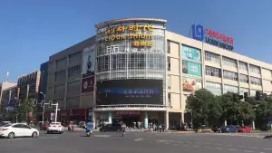 巨石纯歌KTV（利群时代超市店） title=