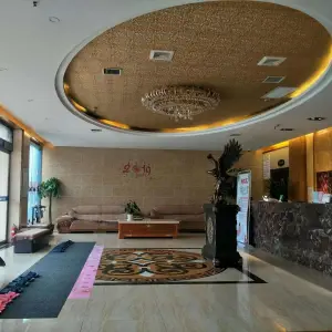 尊龙阁足浴SPA的logo