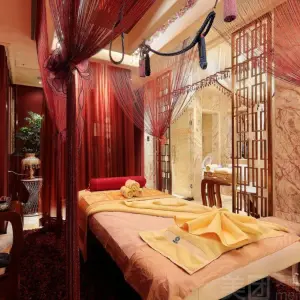 芊芊玉指养生馆 title=