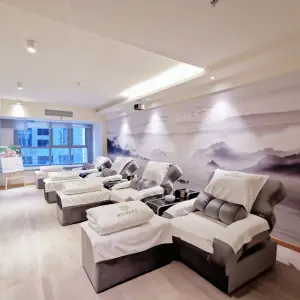 九方源足浴中心（金融派公寓·E座店）的logo