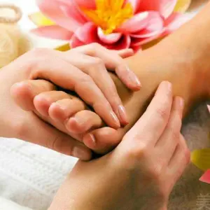 冰冰乐足浴的logo