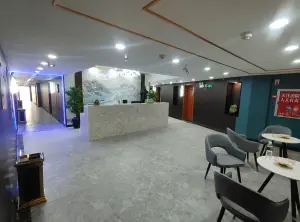 富家足道（二七广场店）的logo