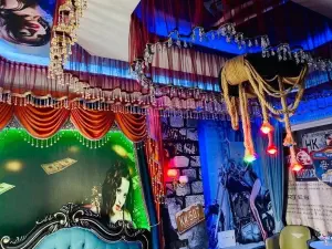 洛丽塔·深度互娱SPA娱乐空间 title=