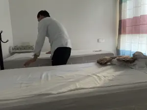 姜伟盲人推拿的logo