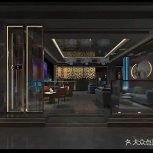 玲珑阁养生SPA的logo