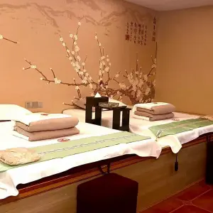 雅逸足道（国际商务港5号店）的logo