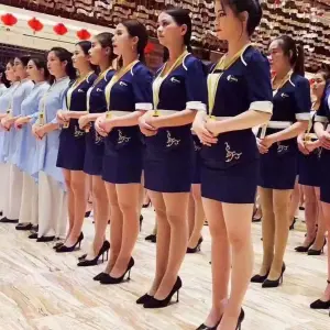 沁香养生足道（政通路店）的logo