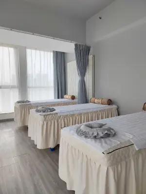 懒猫推拿（二七万达店） title=