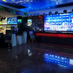 典歌主题量贩式KTV的logo