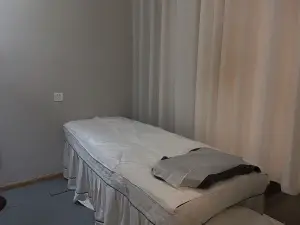 雅聍采耳（鹿冲关路店） title=