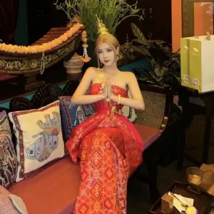 Uni日式情景SPA馆的logo