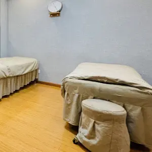 美康艾灸养生馆 title=