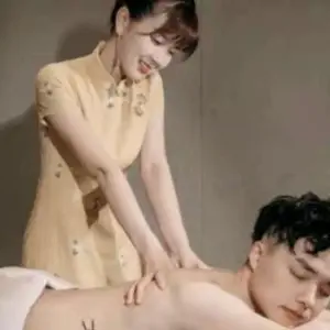 初遇SPA（SM城市广场店）的logo