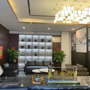 上海耳源躺采SPA馆的logo