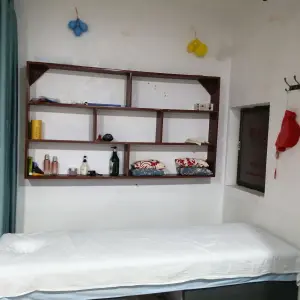 正康盲人按摩（荆胡社区一号院店）的logo