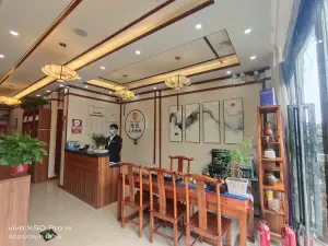 杨波采耳修脚（宝丰总店） title=