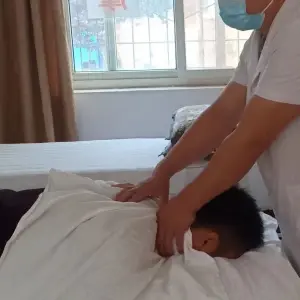 小波盲人按摩（小邢屯店）的logo