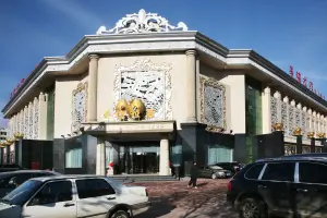 圣德拉菲会馆的logo