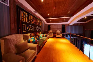 I·SHOW爱秀KTV（花溪班芙店）的logo