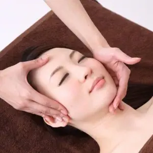 美天康颈肩腰腿养生馆