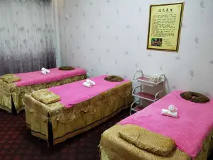 聚心缘国医养生堂的logo